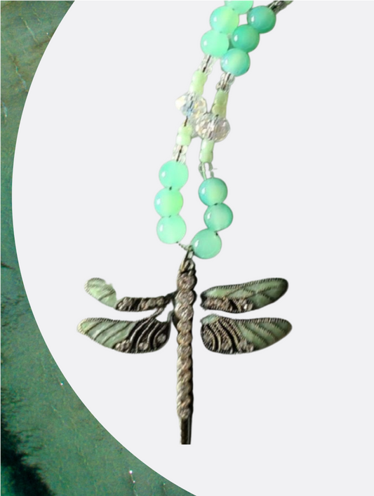 Light Green Dragonfly Pendant Bead Necklace