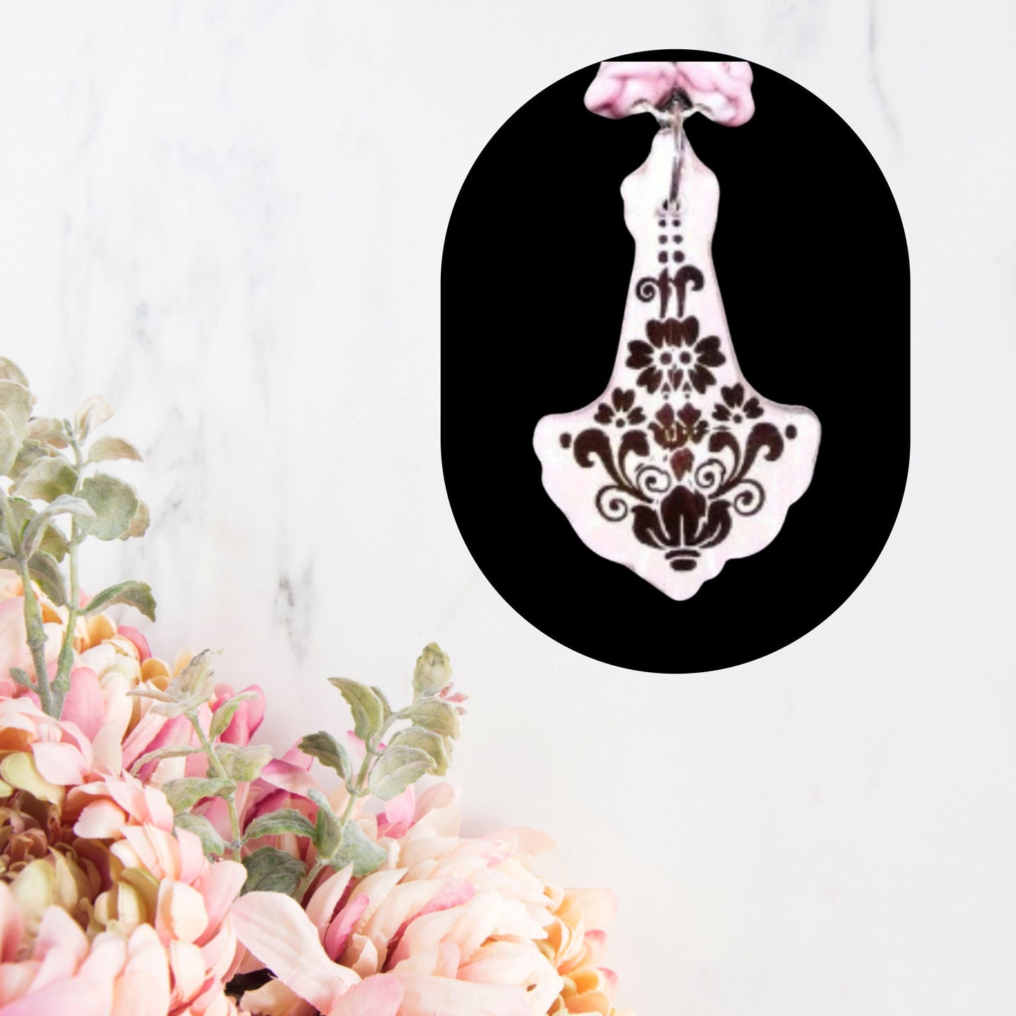 Pink and Black Floral Chandelier Pendant Bead Necklace