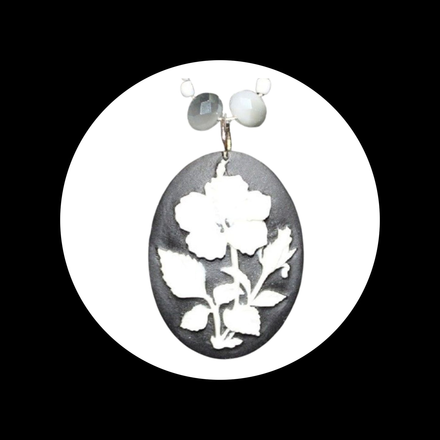 Black & White Flower Pendant Bead Necklace & Earring Set